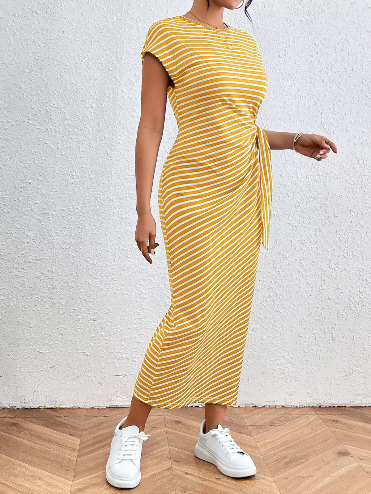 Striped Tie-waist Midi Dress (10)