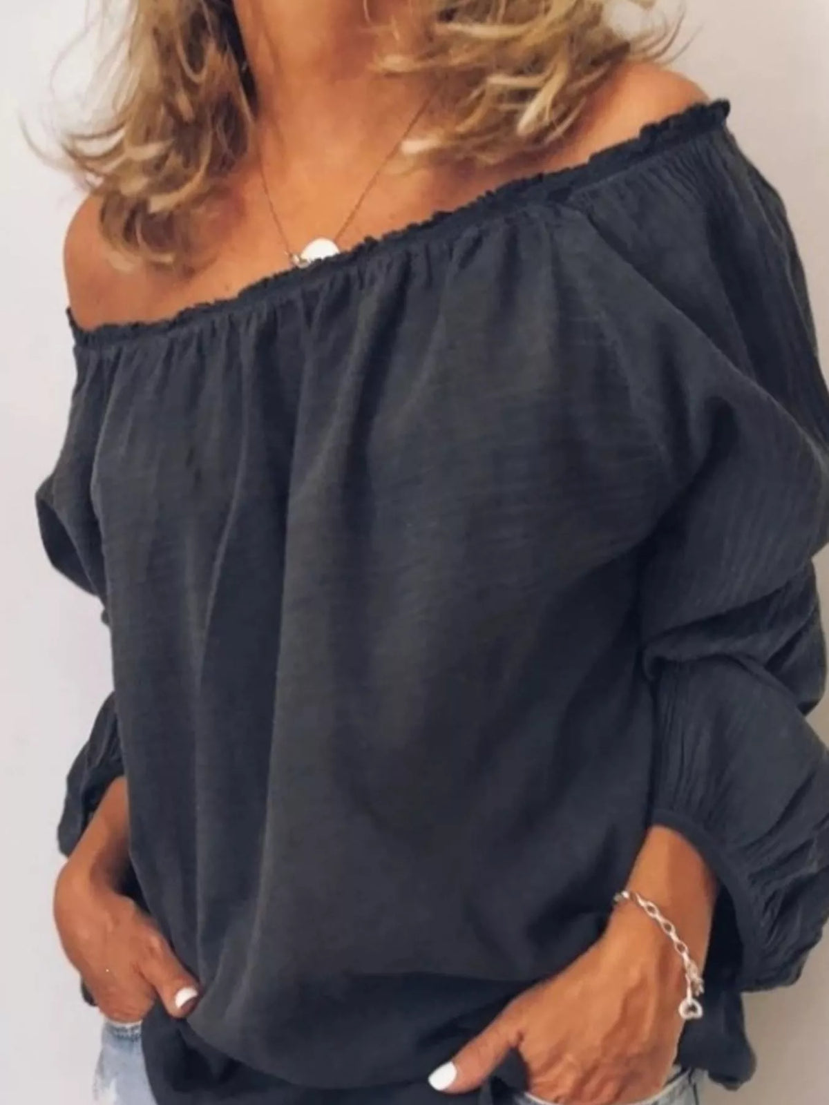 Off-shoulder Frill Trim Blouse (5)