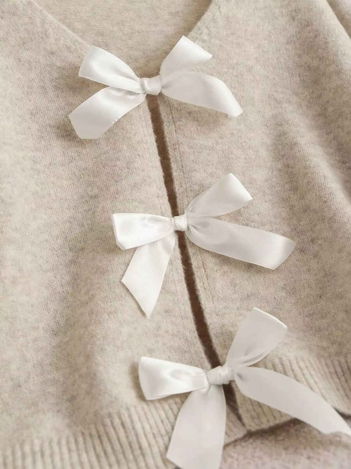 Bow-knot Front V-neck Knit Cardigan (2)