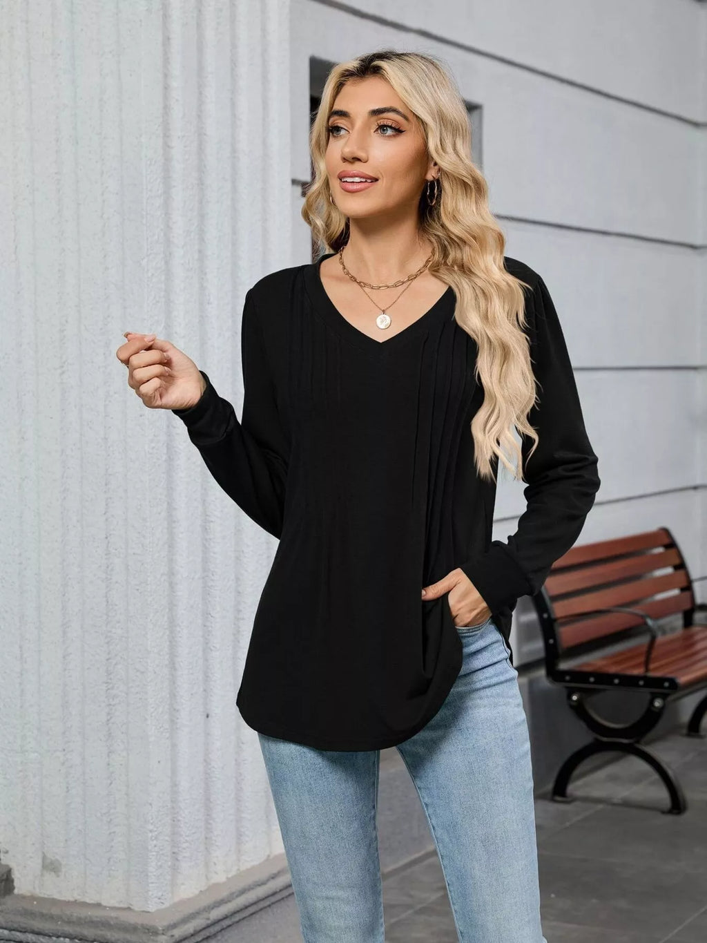 V-neck Long Sleeve Relaxed Fit T-shirt (23)