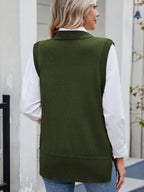 Buttoned Round Neck Sweater Vest (8)