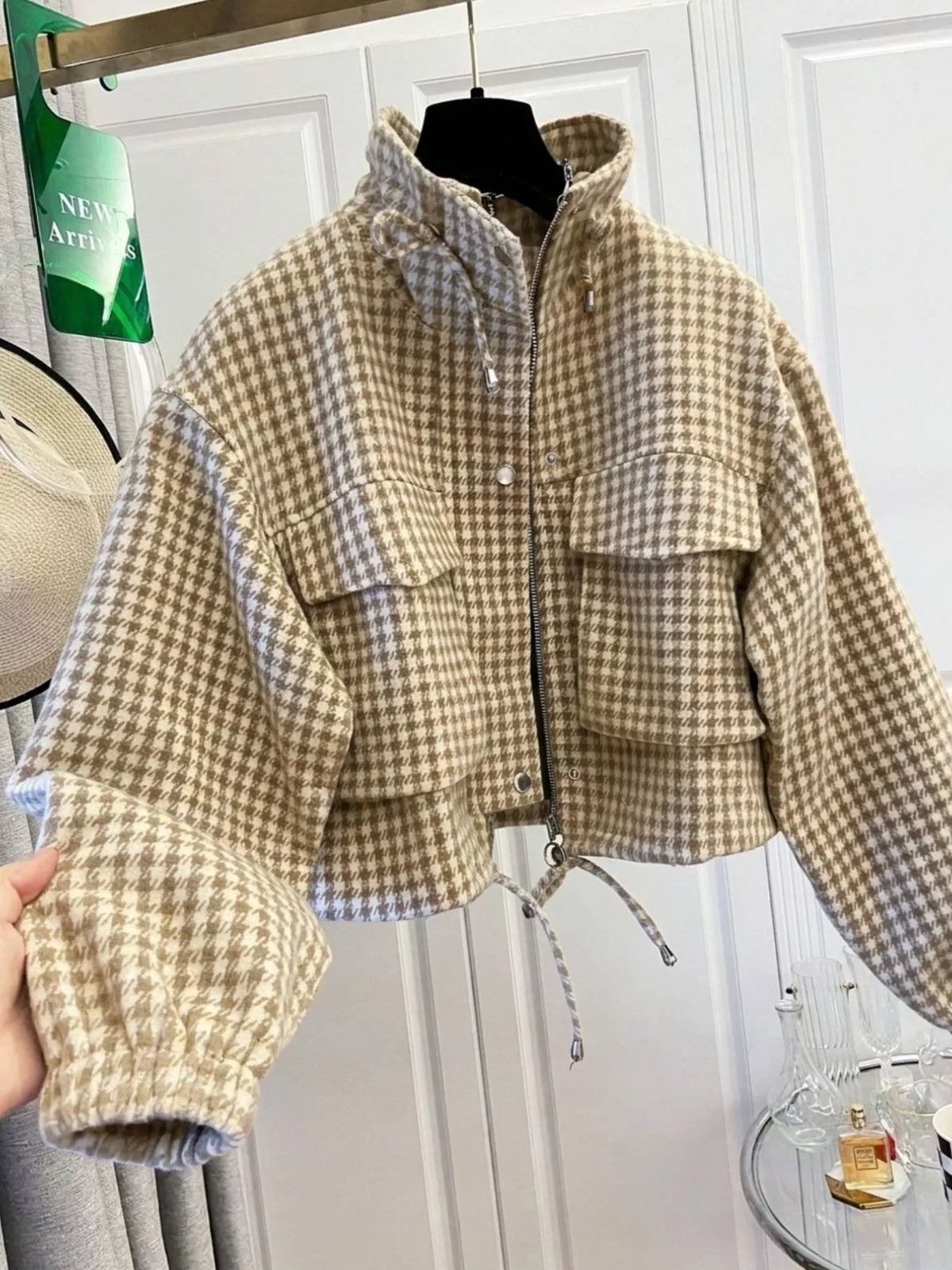Plaid Cropped Zip-up Jacket (5)