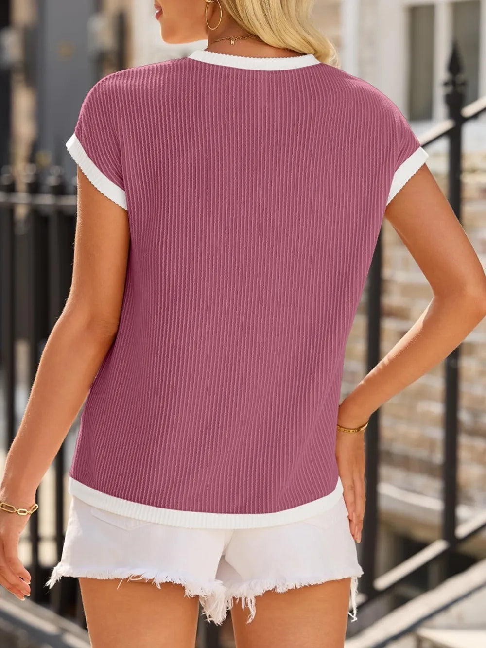 Contrast Trim Round Neck Short Sleeve T-shirt (24)