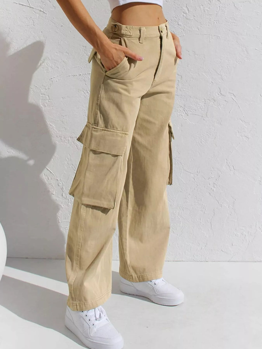 High-waisted Wide Leg Cargo Jeans (16)