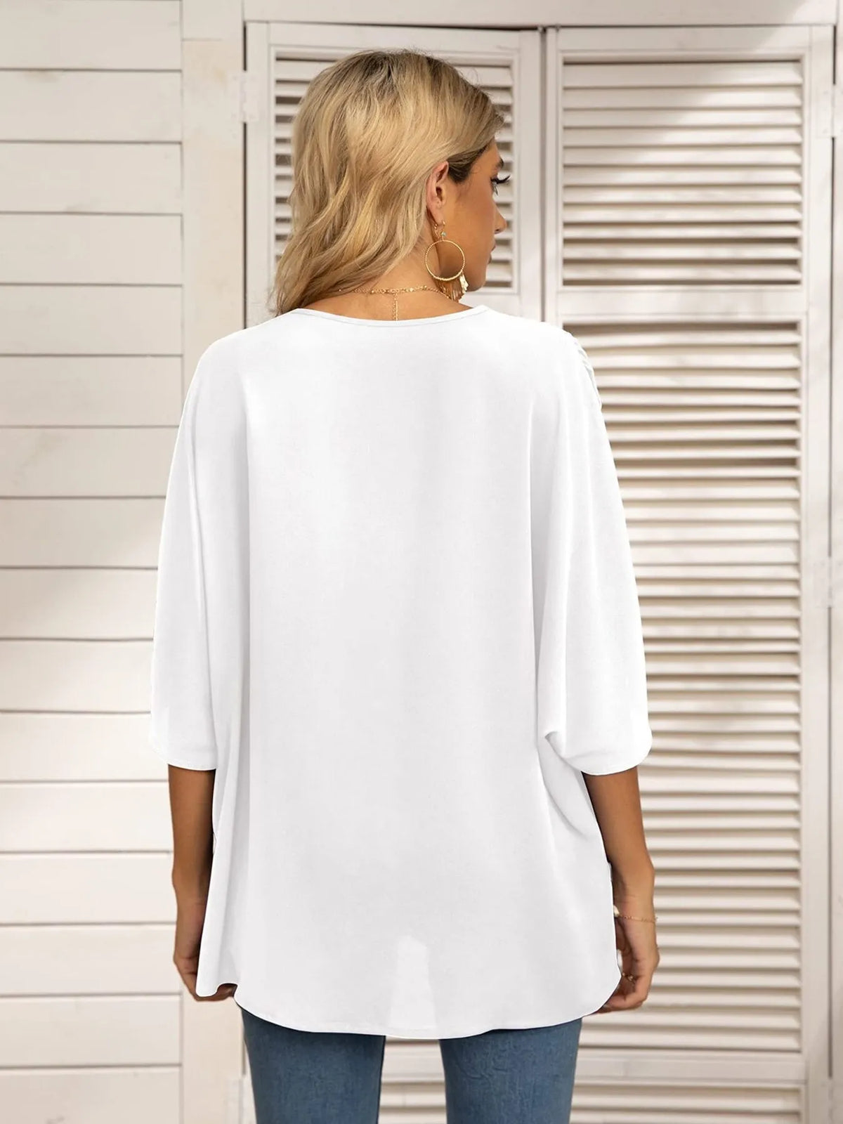Oversized Contrast V-neck Half Sleeve Blouse (2)