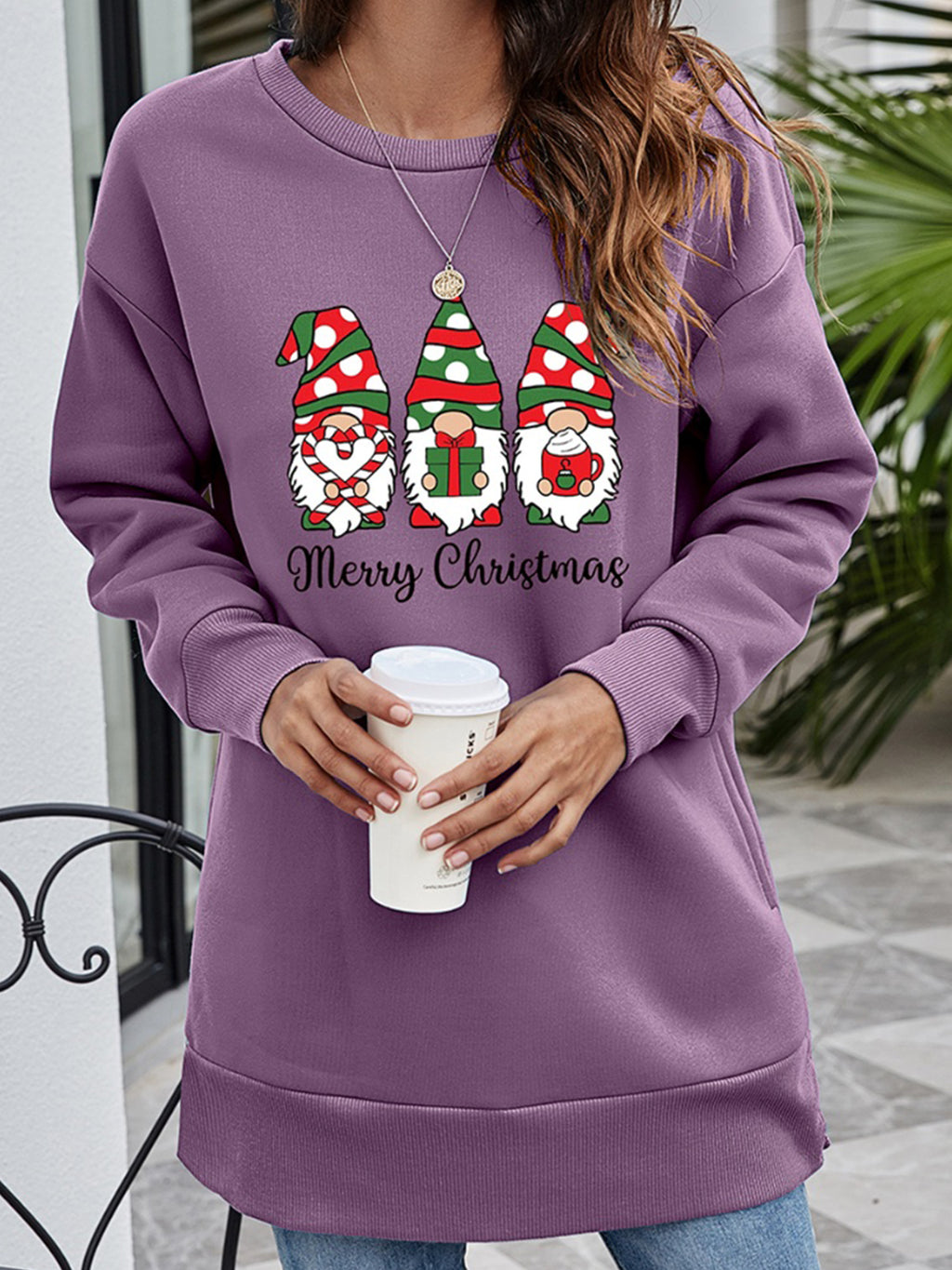Merry Graphic Sweatshirt (5)