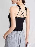 Crisscross Scoop Neck Wide Strap Cropped Tank Chest Pads (2)