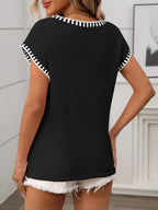 Contrast Trim V-neck Short Sleeve Knit Top (12)