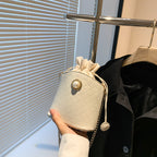 Retro Hand-carrying One-shoulder Crossbody Bag photo 4