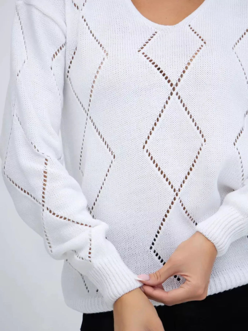 Openwork V-neck Sweater (2)