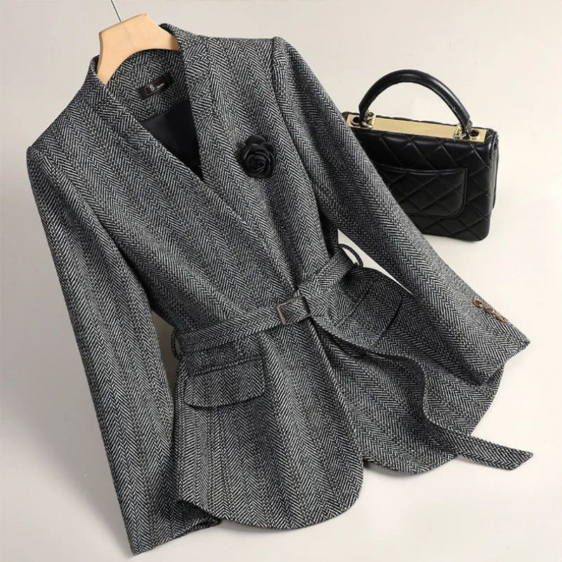 Sophisticated Wool Blazer photo 3