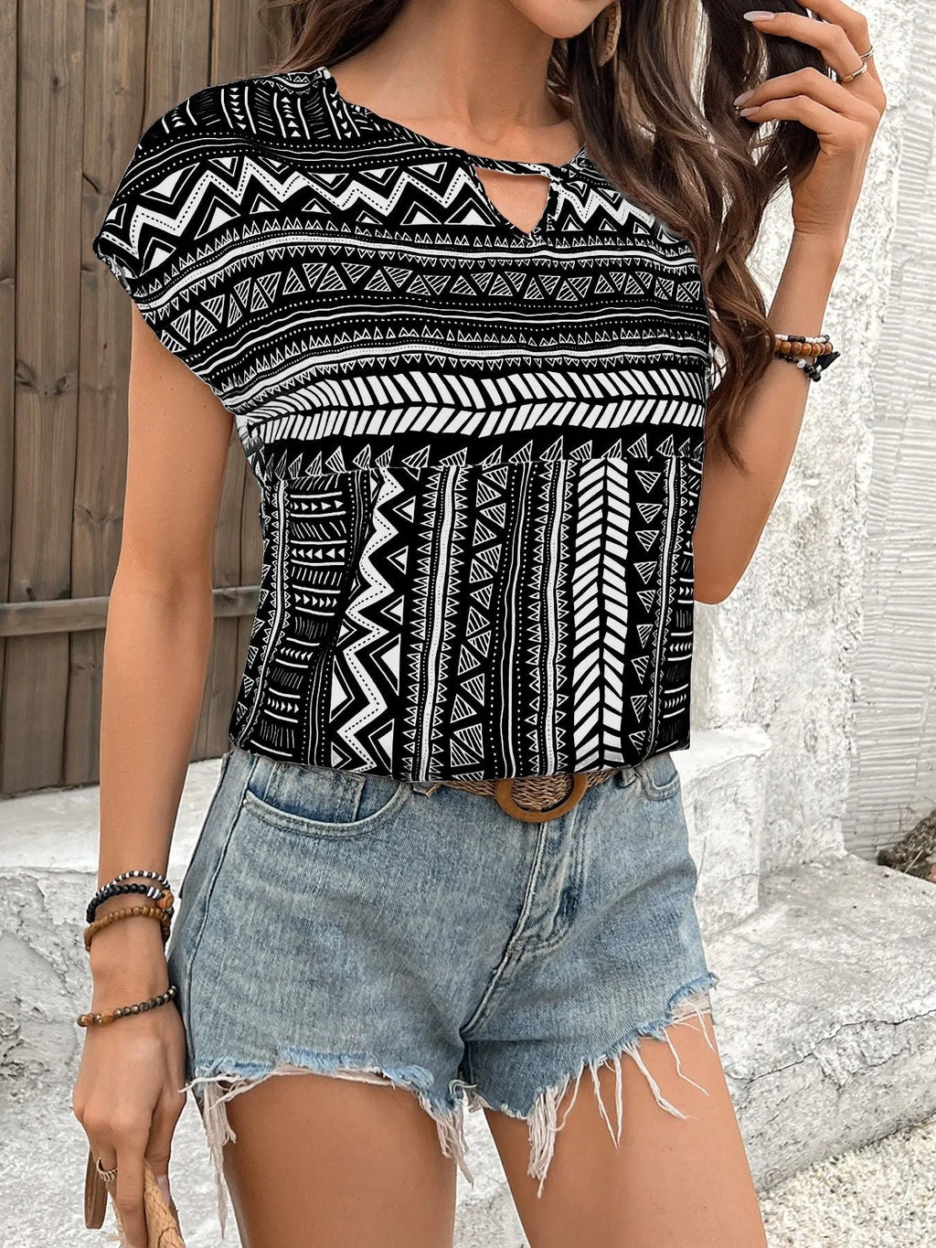 Geometric Print Short Sleeve Blouse (3)