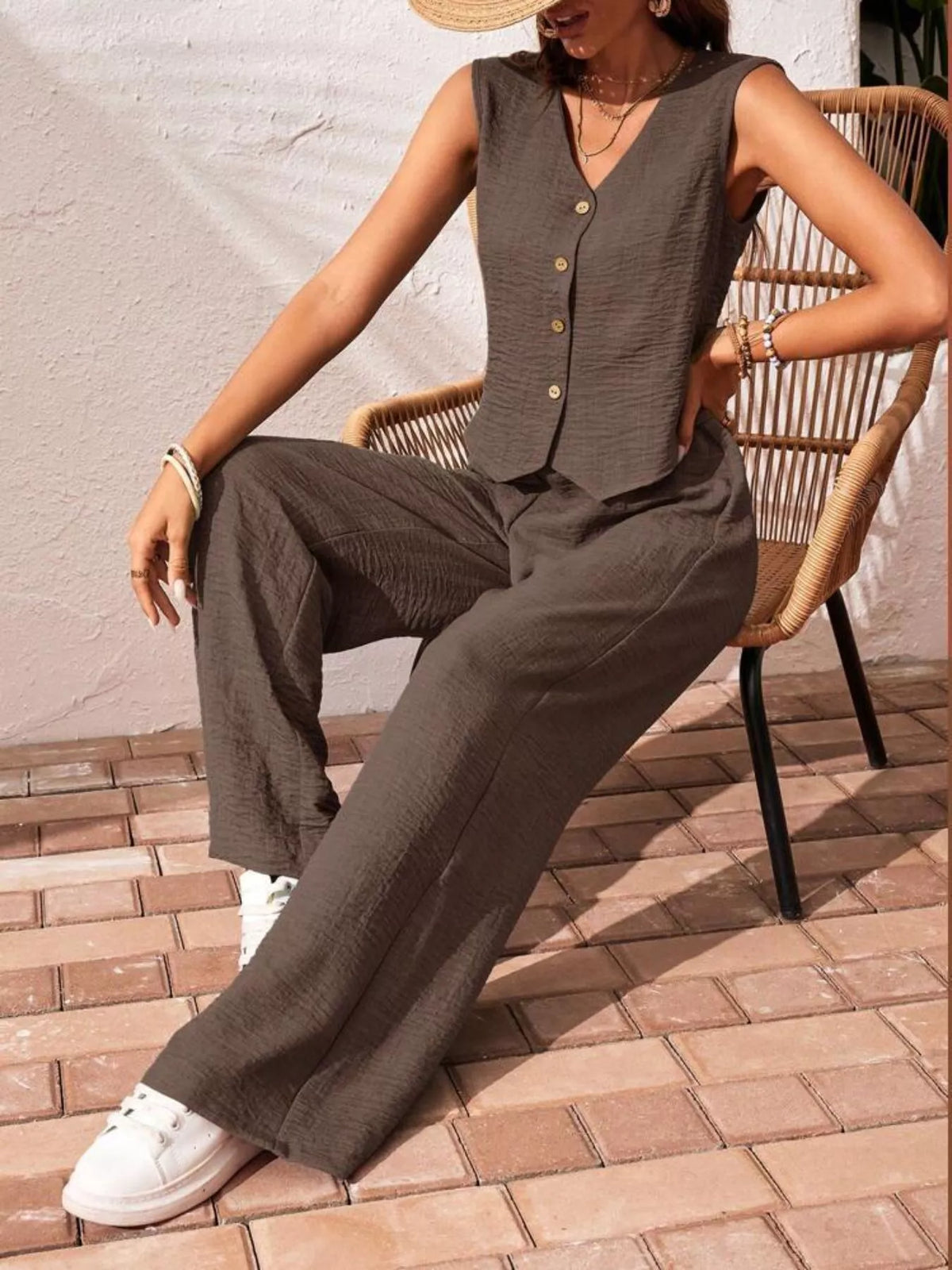 Button-down Vest Wide Leg Pants Set (3)
