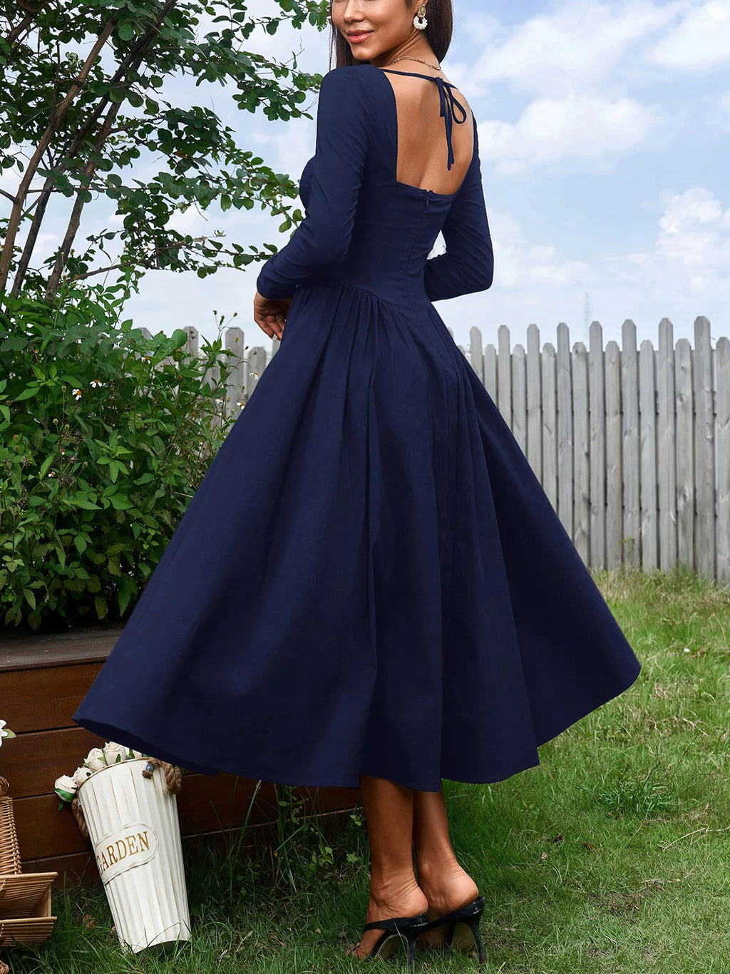 Sweetheart Neckline Long Sleeve A-line Midi Dress (17)