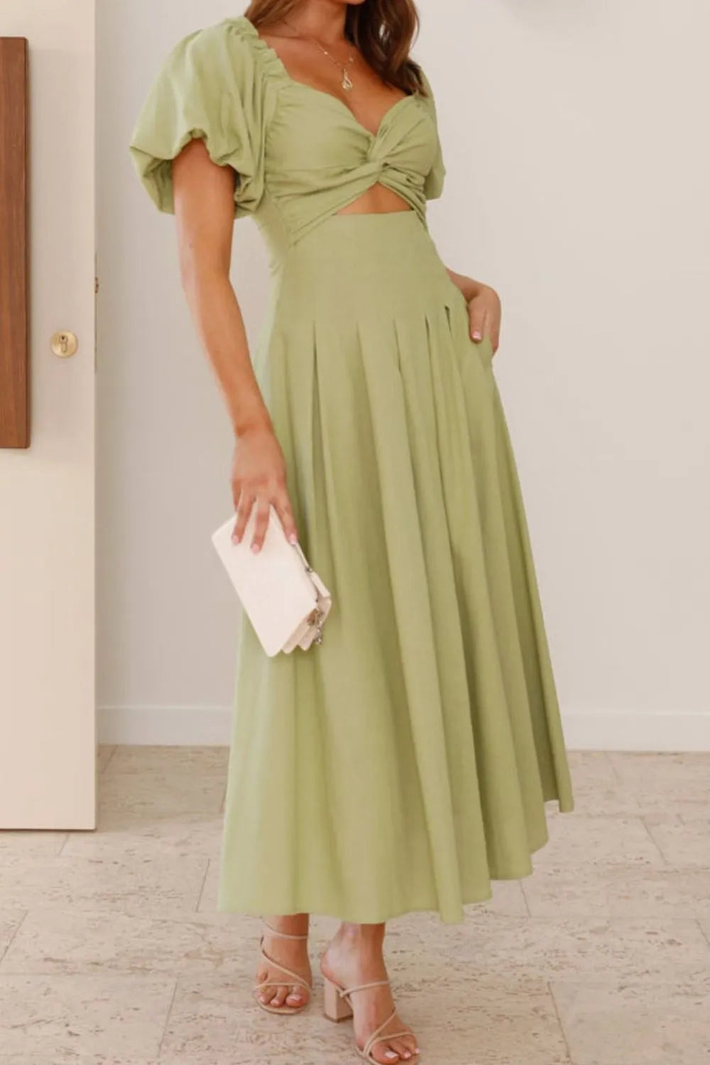 Sweetheart Neck Puff Sleeve Dress (7)