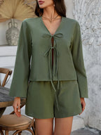 Double Tied V-neck Top Shorts Set (2)