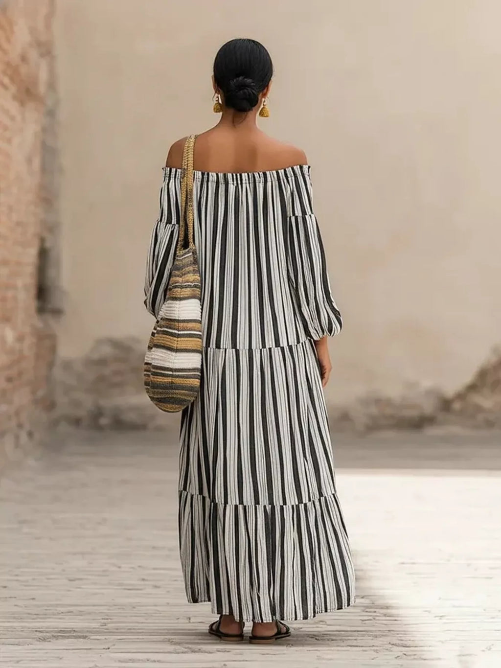 Off-shoulder Striped Maxi Dress (5)