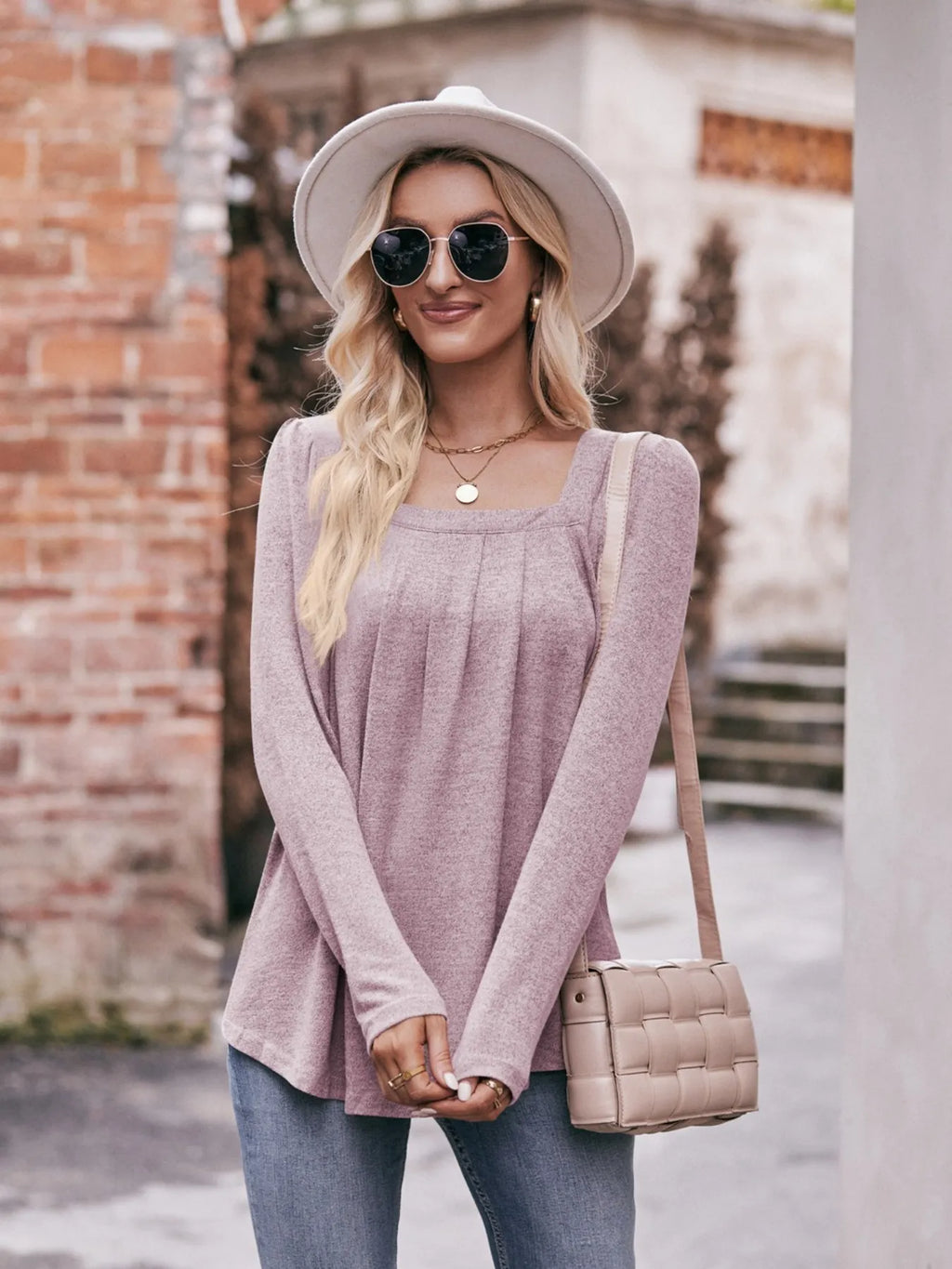 Square Neck Long Sleeve T-shirt (7)