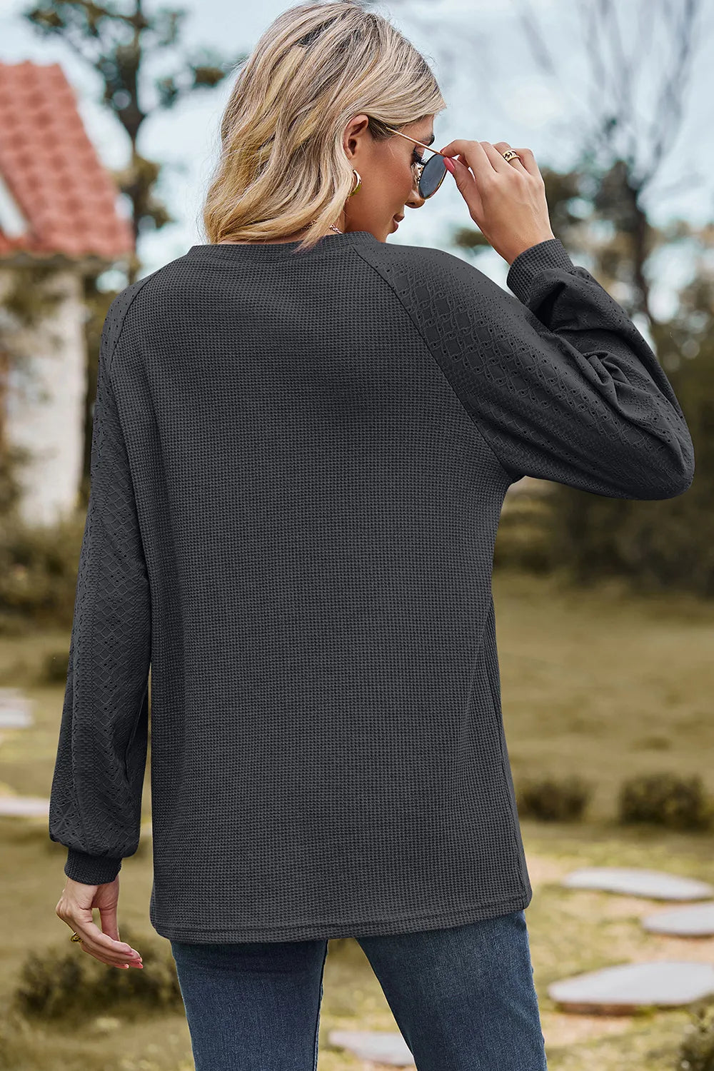 Eyelet Round Neck Long Sleeve T-shirt (15)