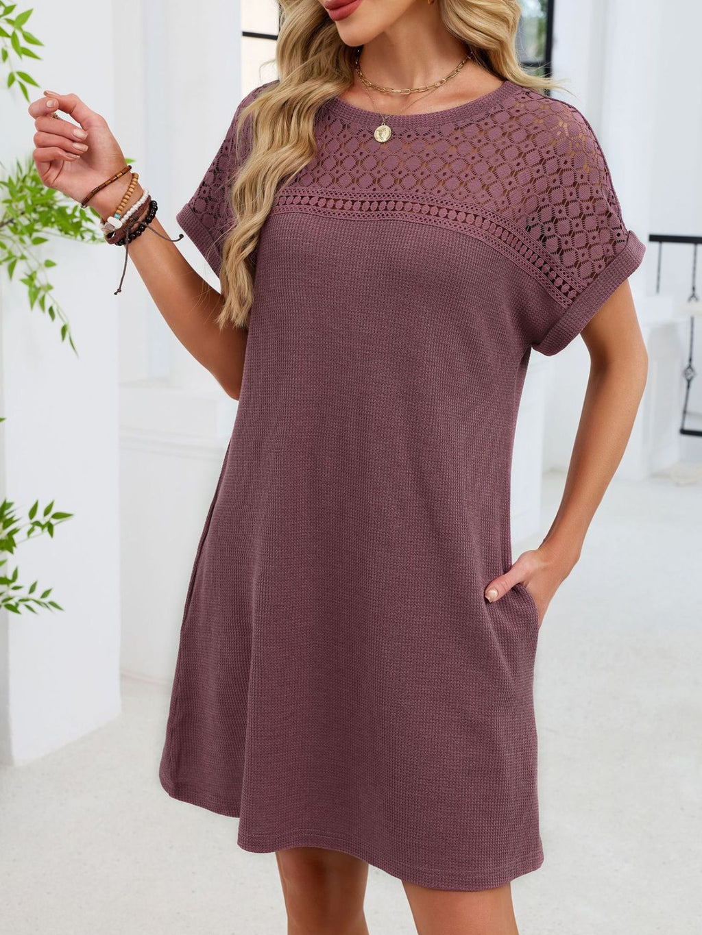 Lace Round Neck Short Sleeve T-shirt Dress (2)