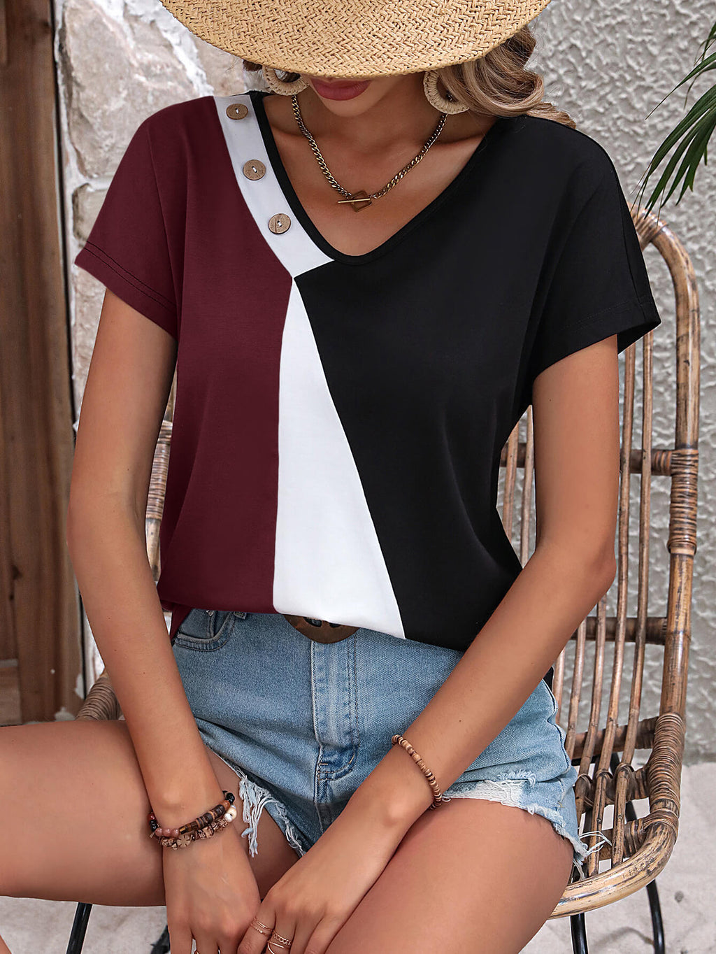 Block Decorative Button V-neck Tee (10)