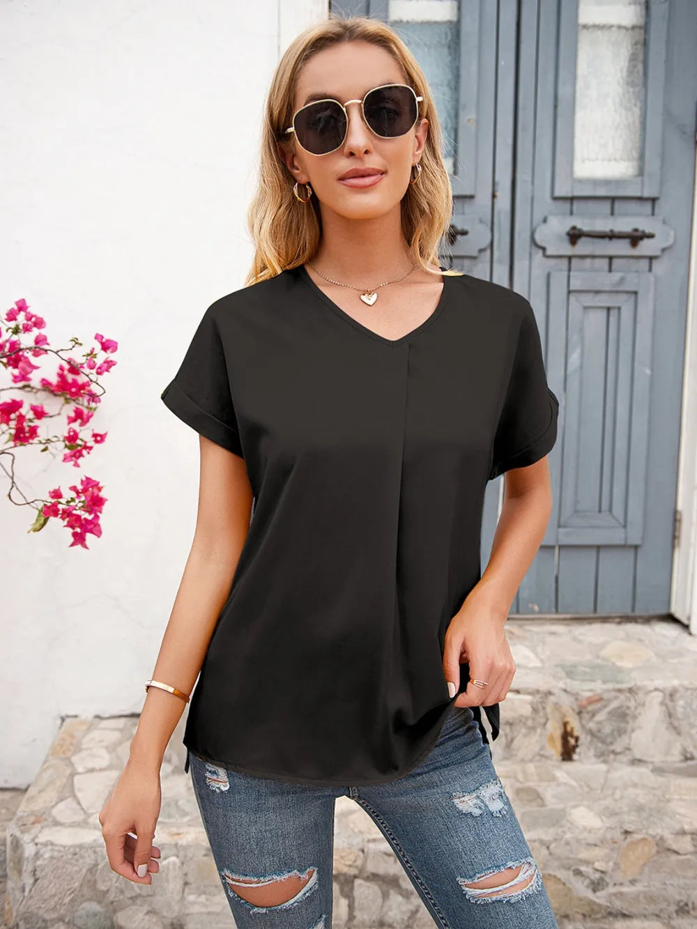 V-neck Short Sleeve T-shirt