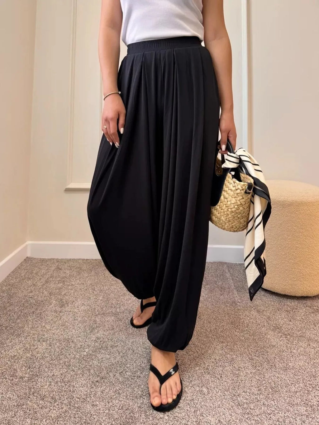 High-waisted Wide-leg Pants (2)