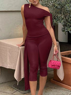 Asymmetrical One-shoulder Top Capris Set (15)