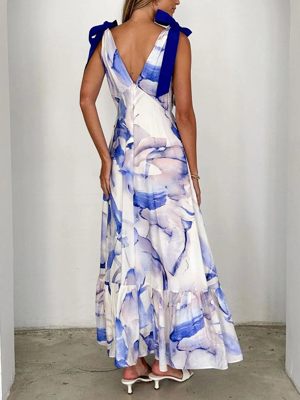 Printed V-neck Tie Shoulder Midi Cami Dress (26)