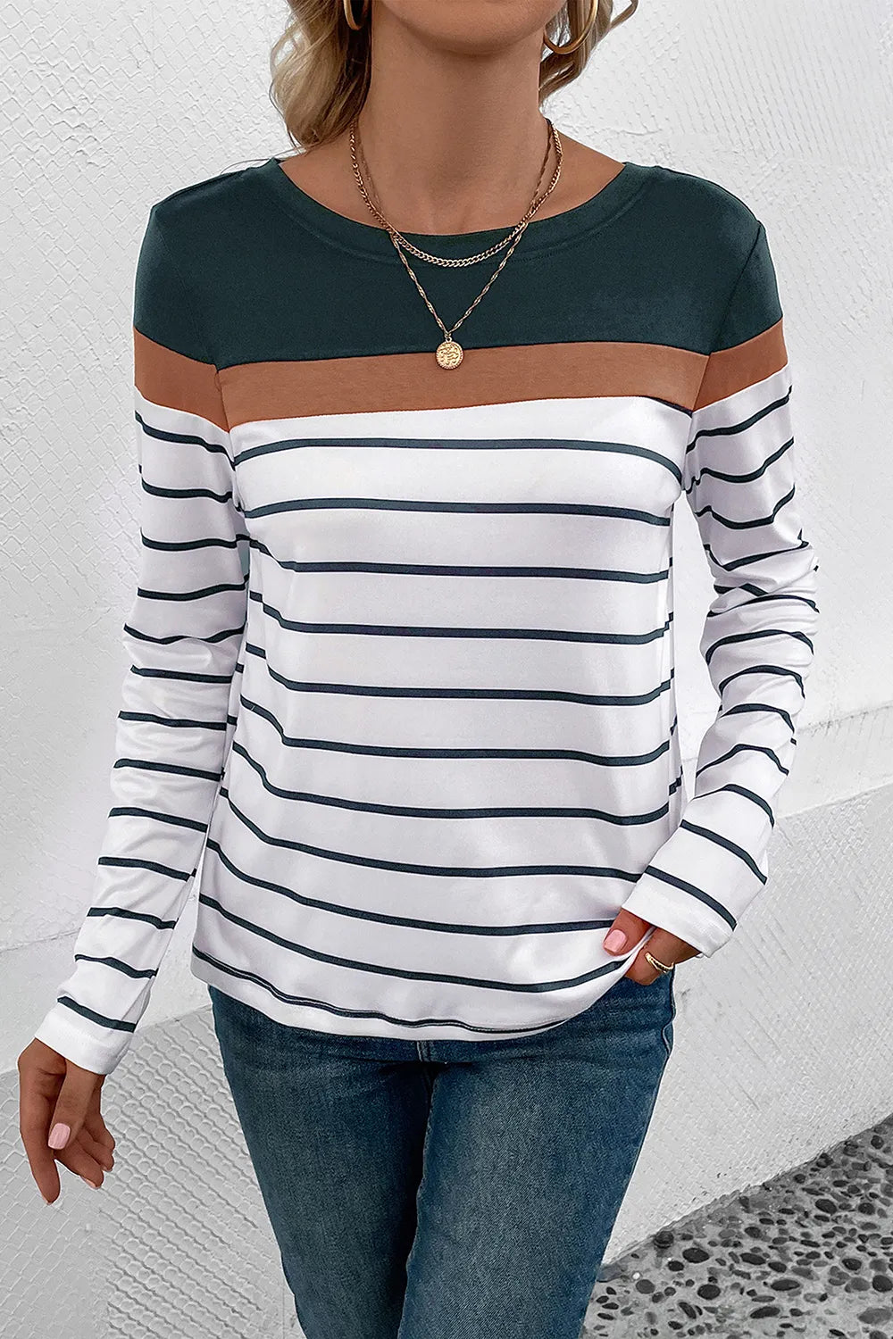 Striped Round Neck Long Sleeve T-shirt (7)
