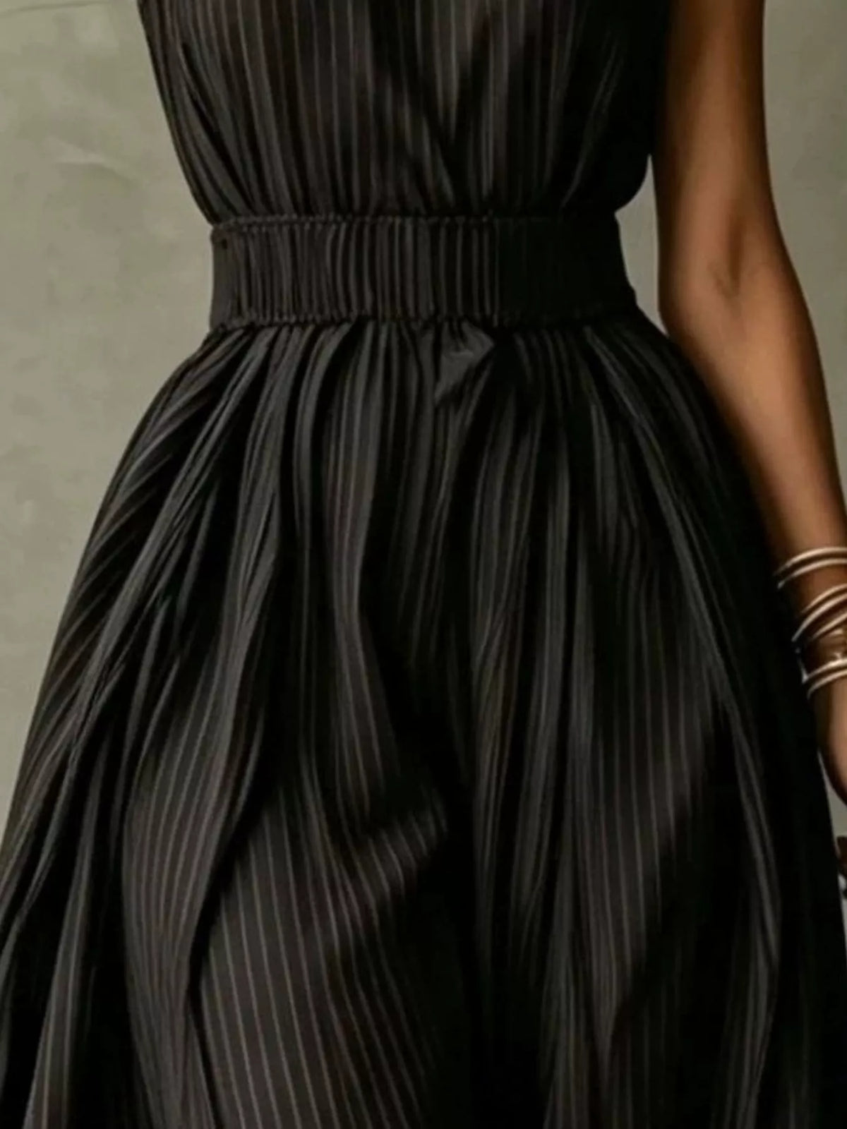 Striped Mock Neck Sleeveless Maxi Dress (4)