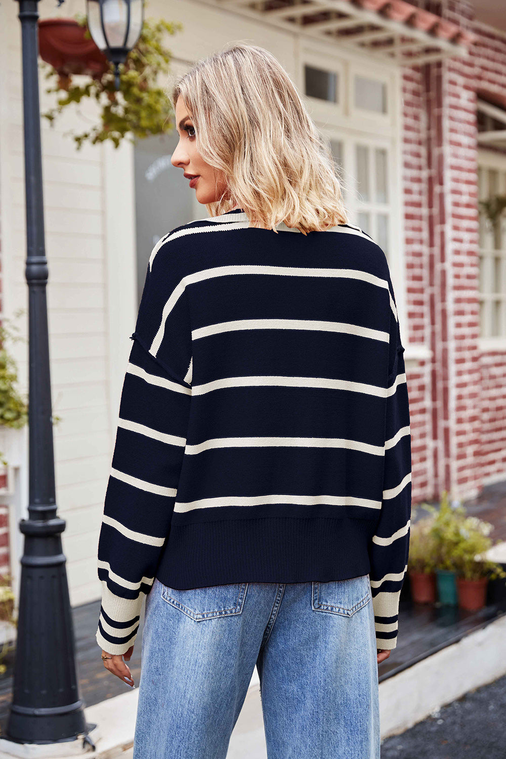 Striped Johnny Collar Sweater (16)