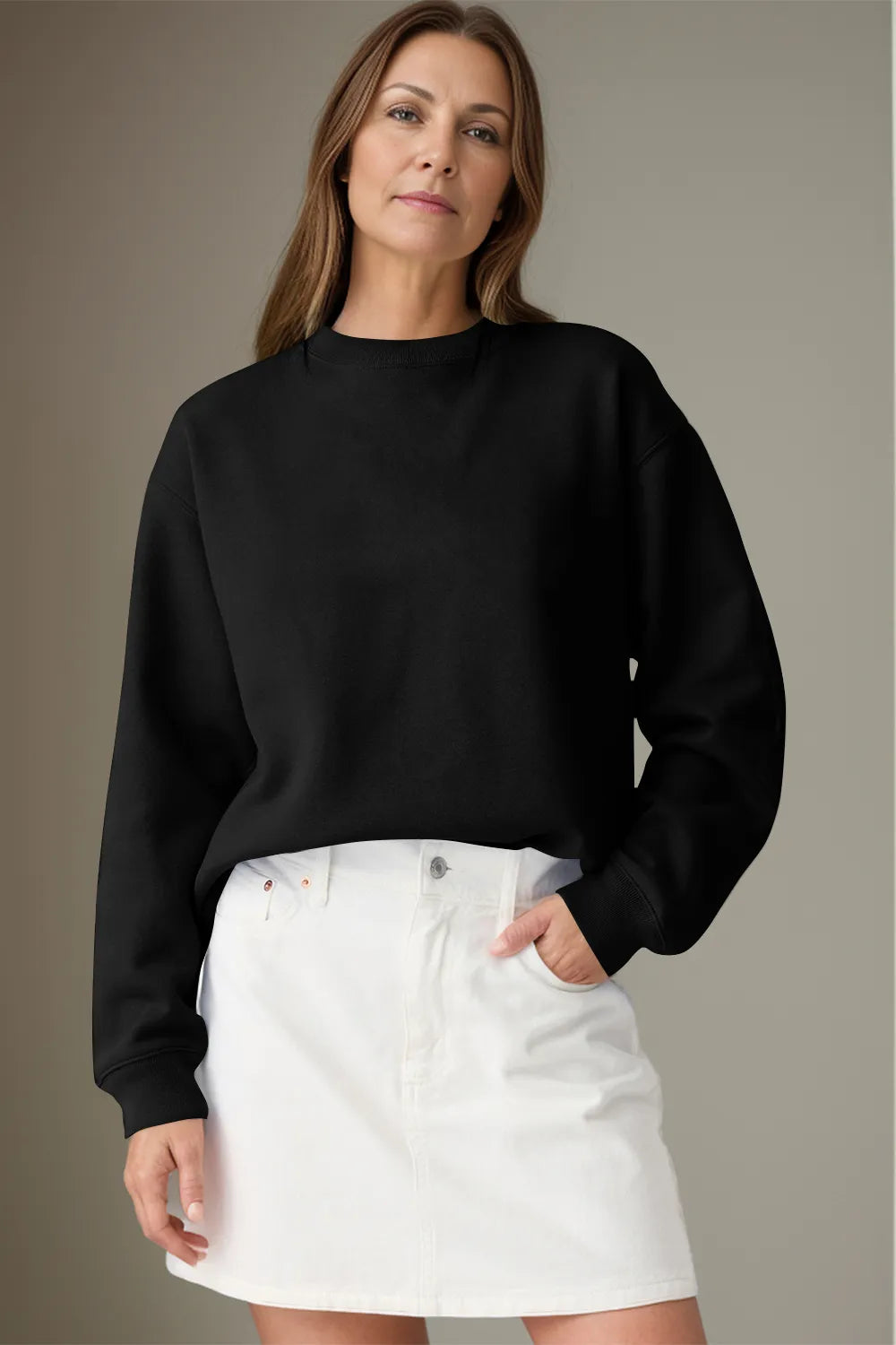 Round Neck Long Sleeve Sweatshirt (5)