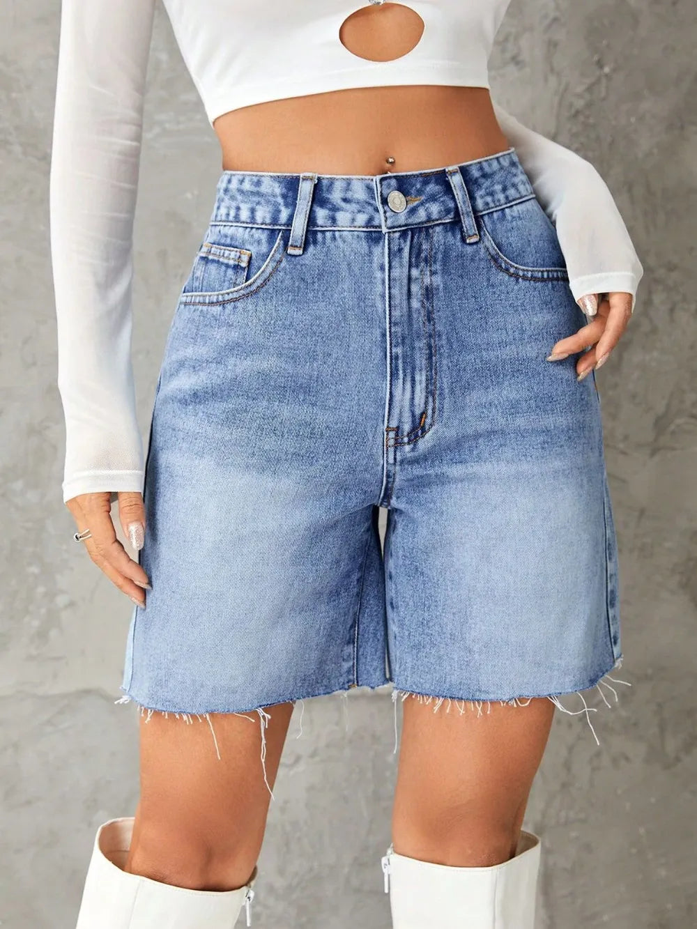 Frayed Hem Denim Shorts (4)