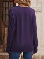 V-neck Long Sleeve T-shirt (27)