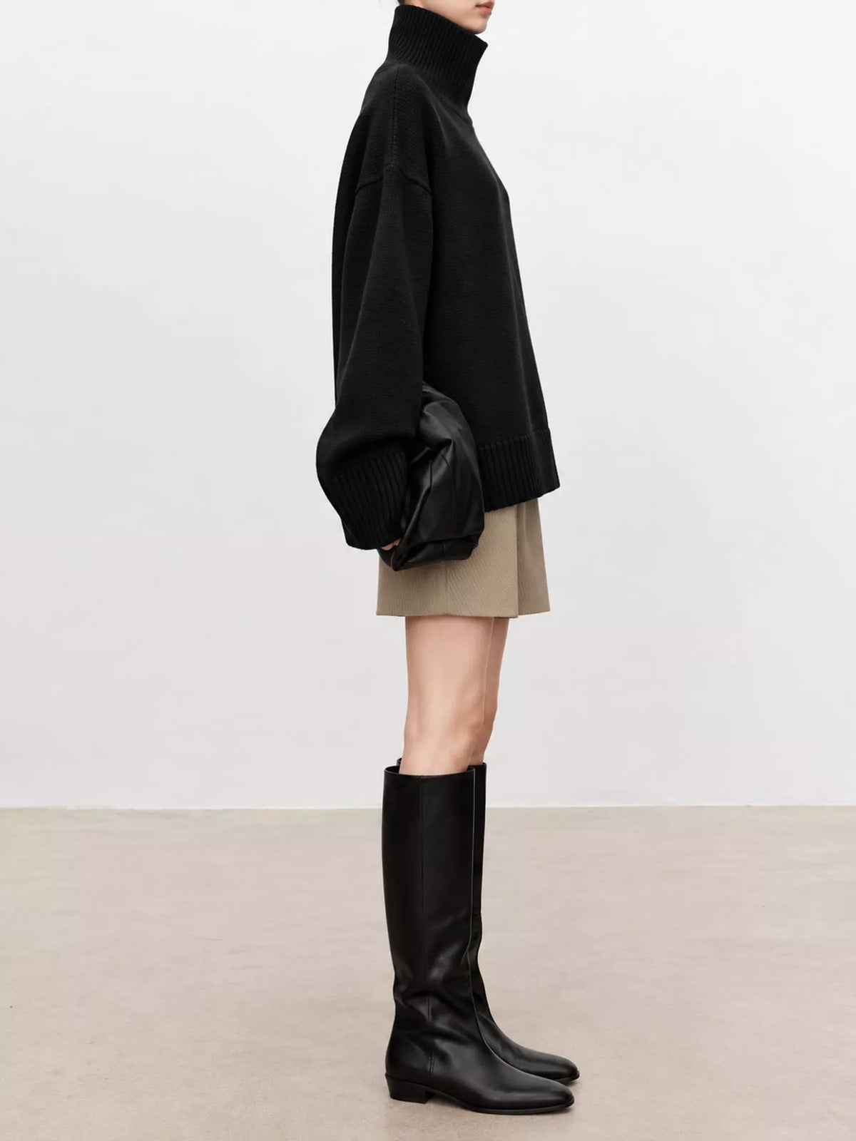 Oversized Turtleneck Wool Sweater (37)