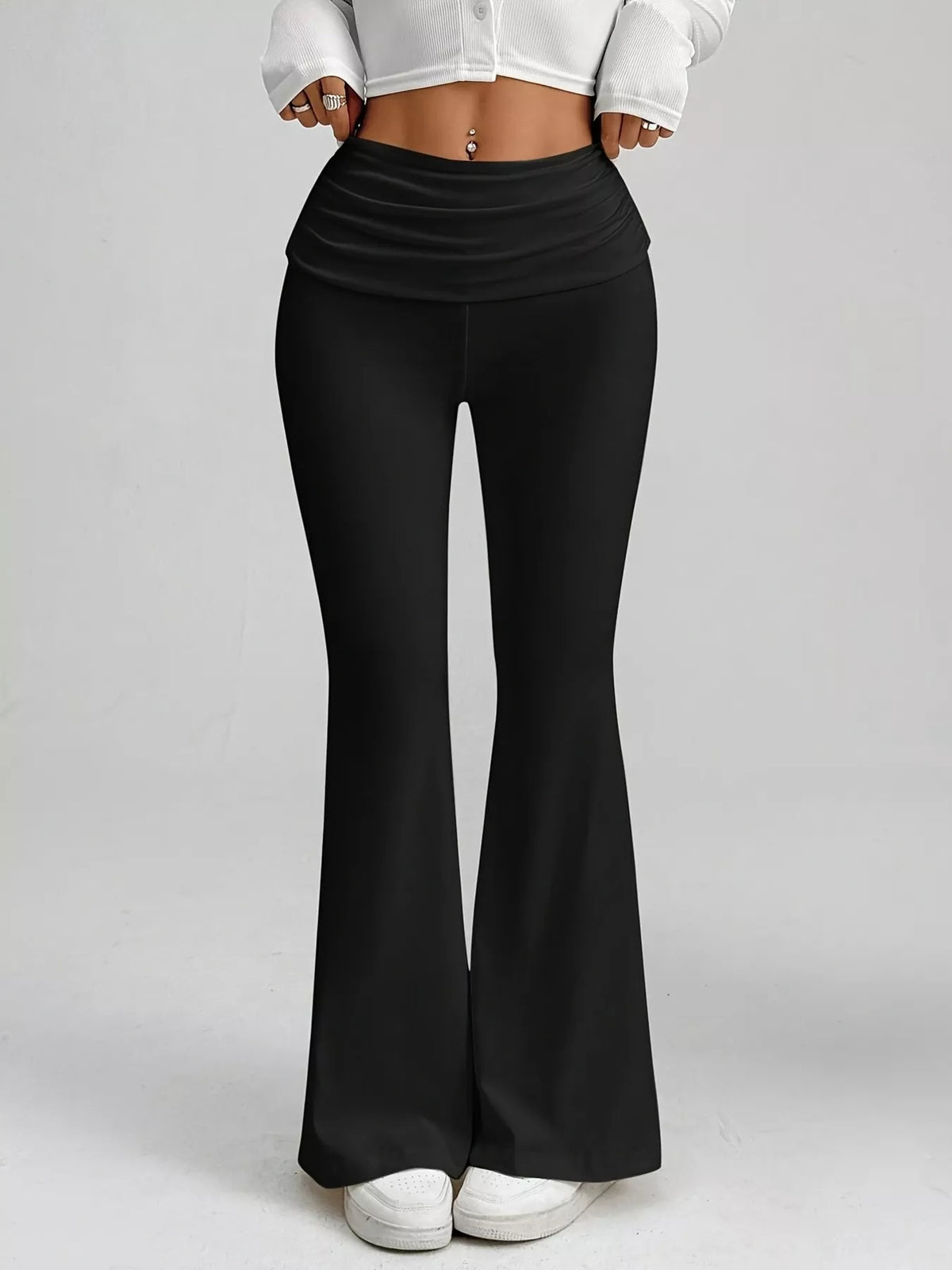 High-waisted Polka Dot Flare Pants (9)