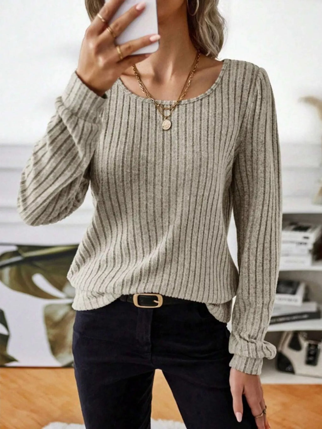 Ribbed Knit Long Sleeve T-shirt (5)