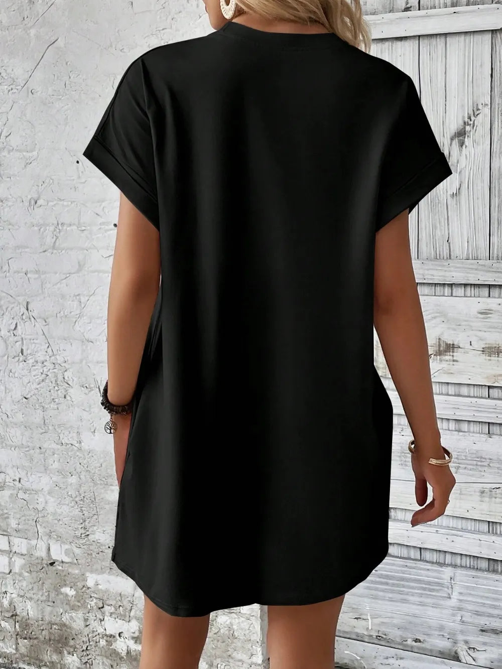 Round Neck Short Sleeve Mini Dress (2)