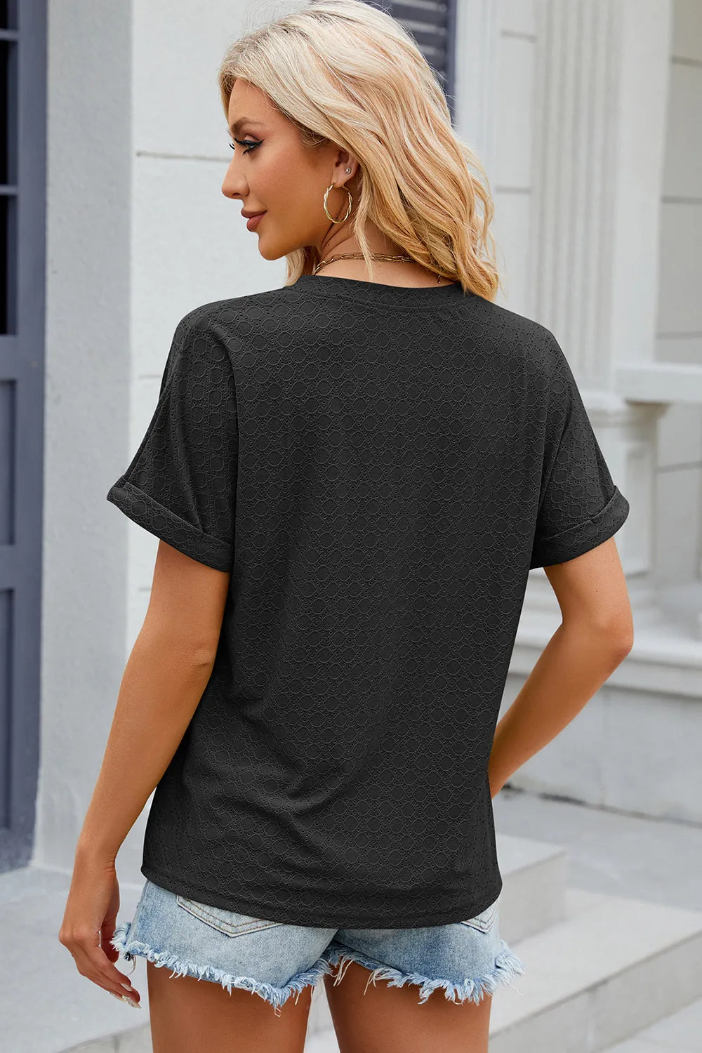 Eyelet Notched Short Sleeve T-shirt (2)