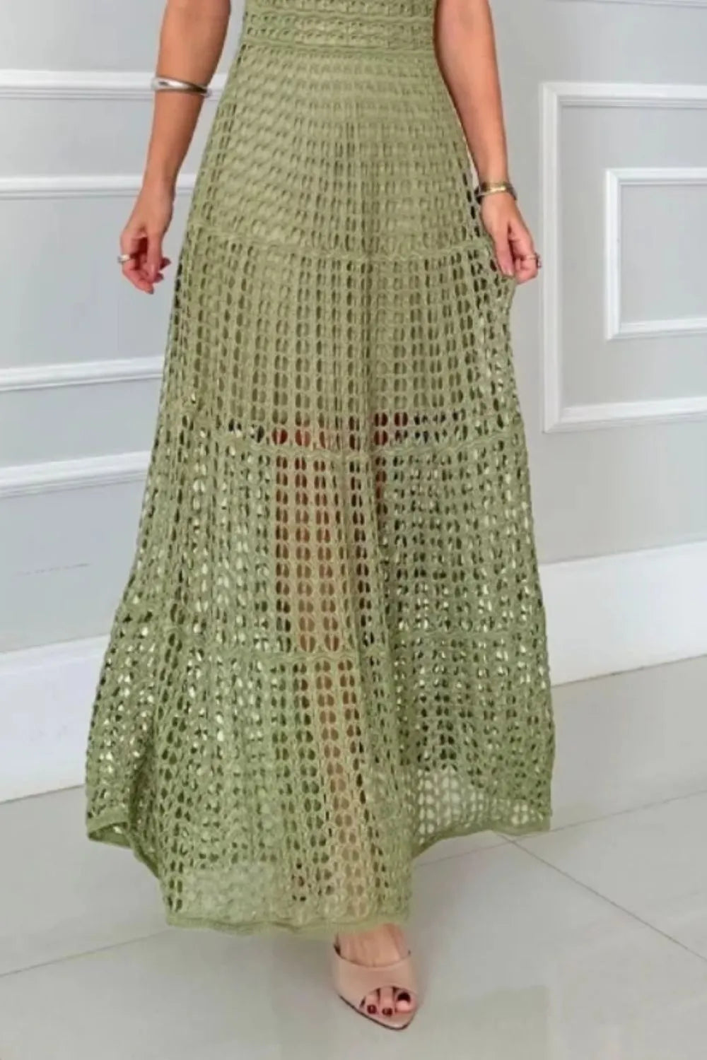Hollowed-out Sleeveless Maxi Dress (2)