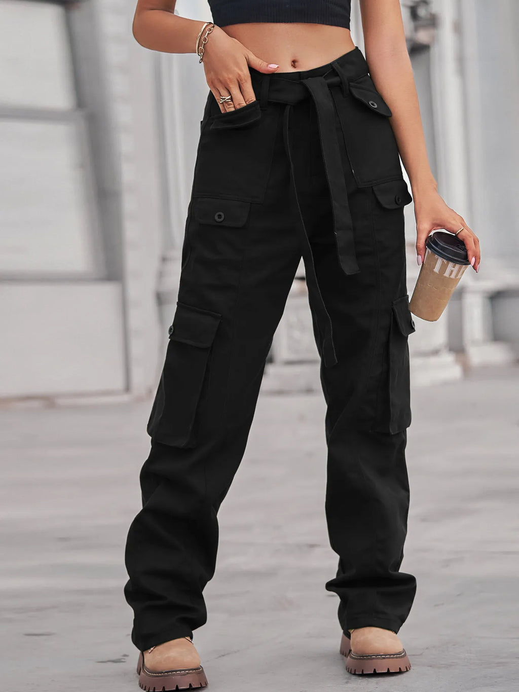 High-waisted Multi-pocket Cargo Jeans (8)