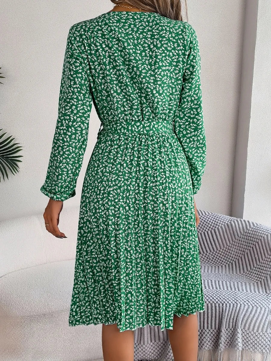 Ditsy Floral Tie Waist Pleated Dress (23)
