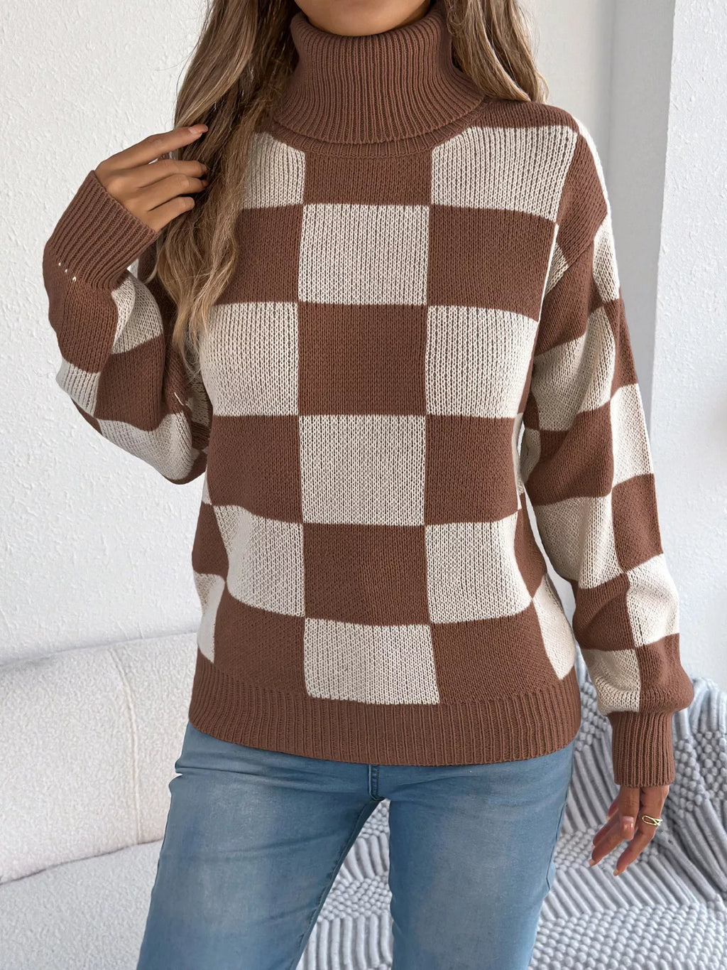 Checkered Turtleneck Long Sleeve Sweater (16)