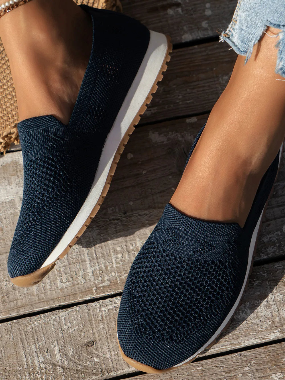 Mesh Round Toe Flat Slip-ons (2)