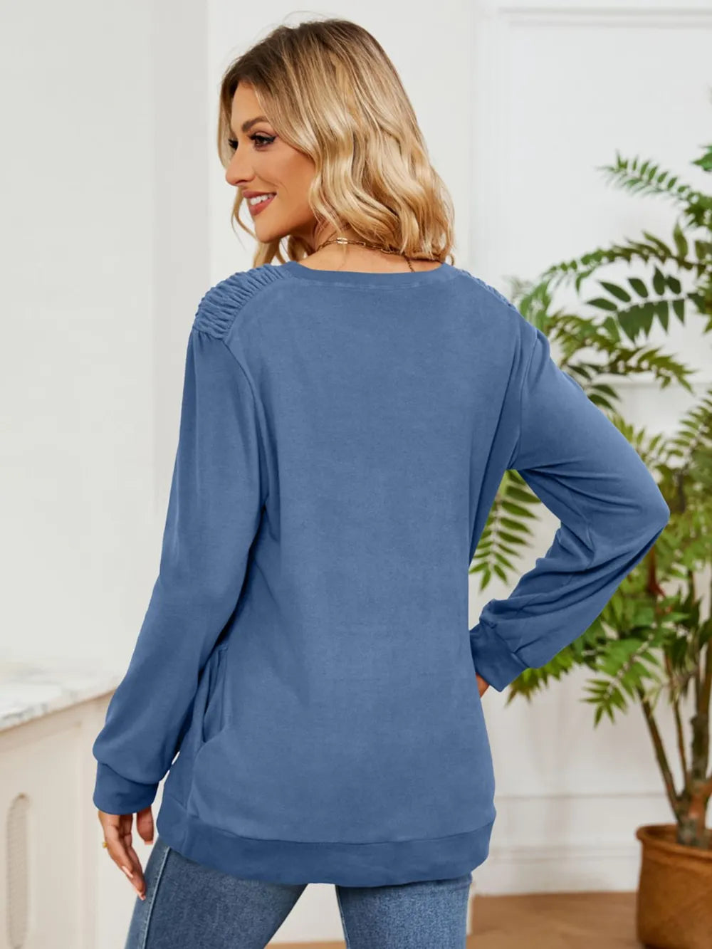 Ruched Shoulder Round Neck Long Sleeve Sweatshirt (7)