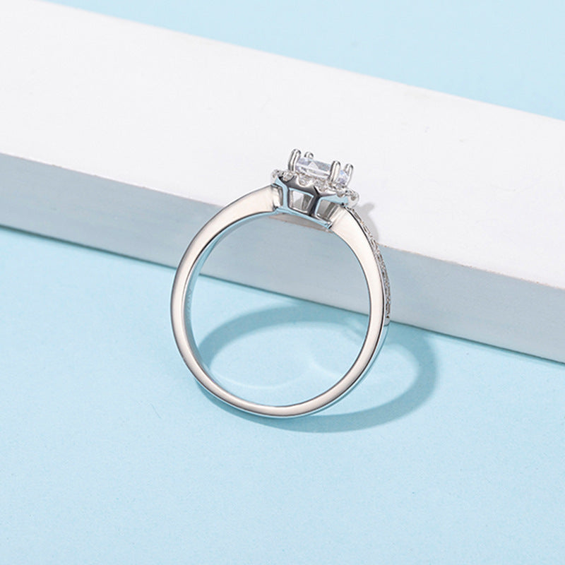 Round Bag 0.5 Carat 925 Sterling Silver Moissanite Ring photo 4