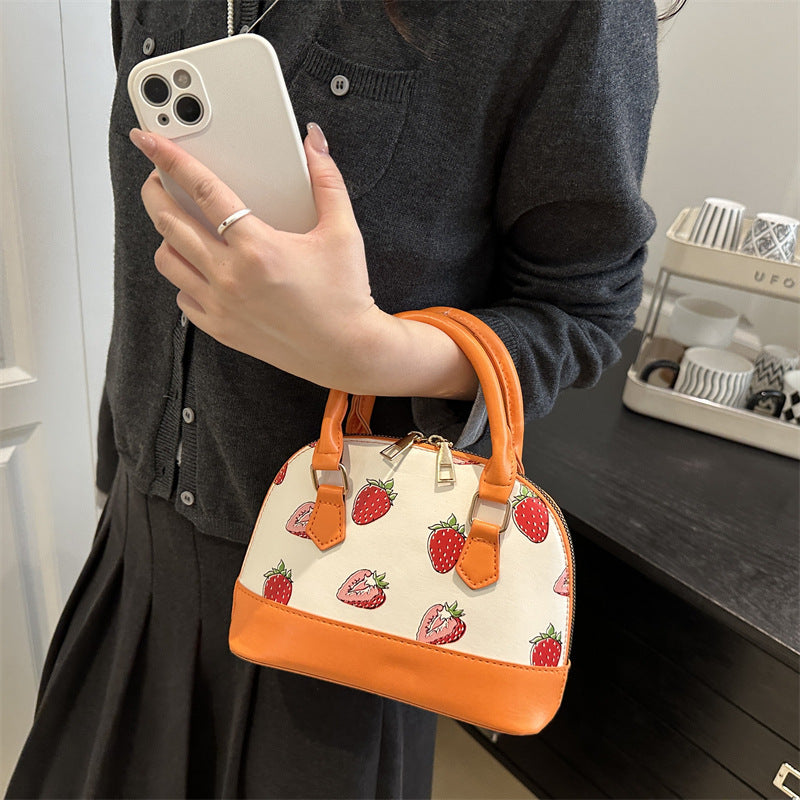 Cute Sweet Commuter Shell-shaped Shoulder Bag photo 5