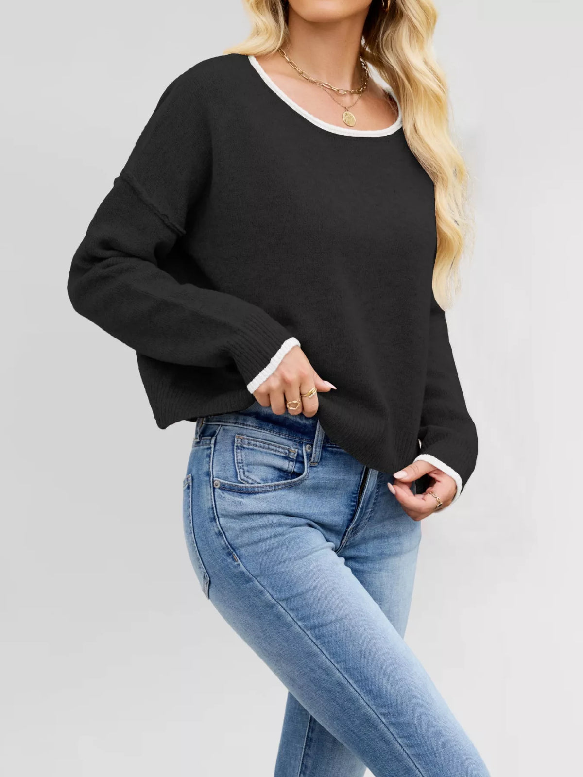 Round Neck Dropped Shoulder Sweater (21)