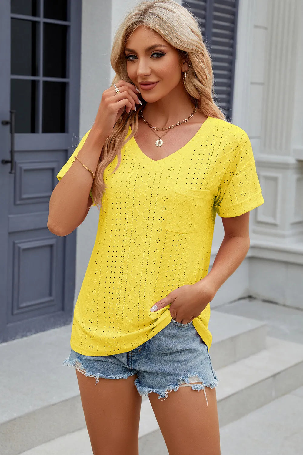 Eyelet V-neck Short Sleeve T-shirt (3)